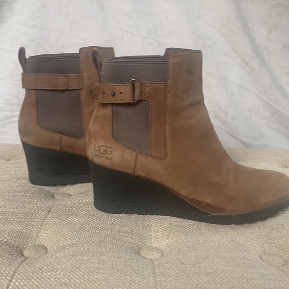 UGG Waterproof Insulated Wedge Boot - Picture 4 of 7